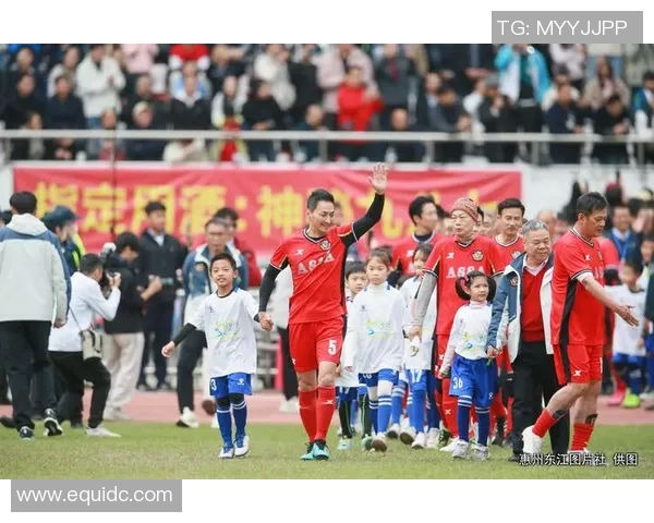 2019年香港足球明星风采展现与成就回顾的精彩篇章